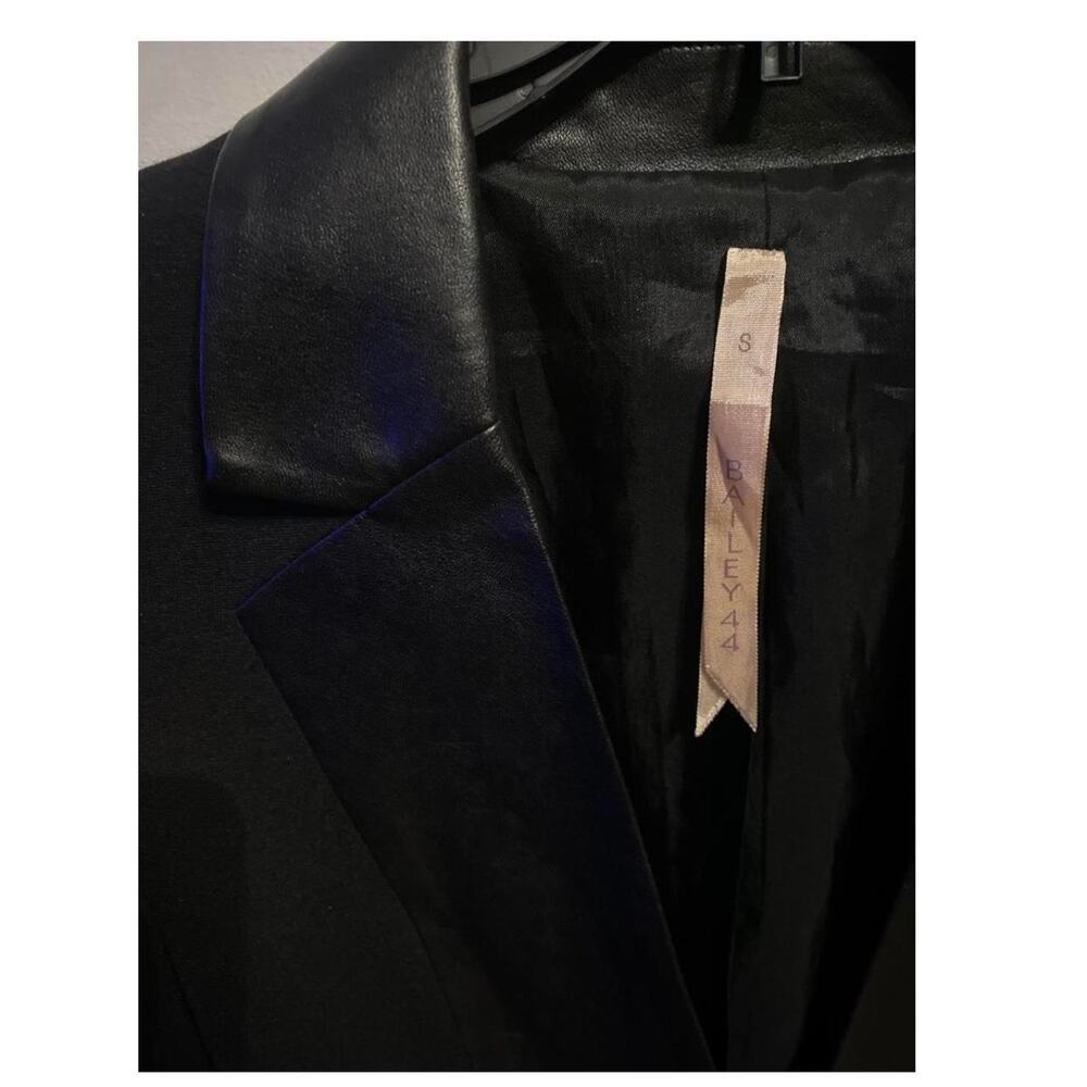 Bailey 44 Faux Leather Black Blazer size small - Picture 6 of 6